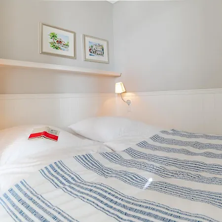 Haus Uthlande 25 Апартаменты Вик-ауф-Фёр